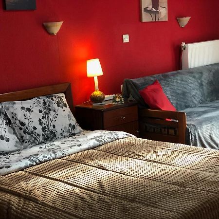 Alexandros Guesthouse Orma Luaran gambar