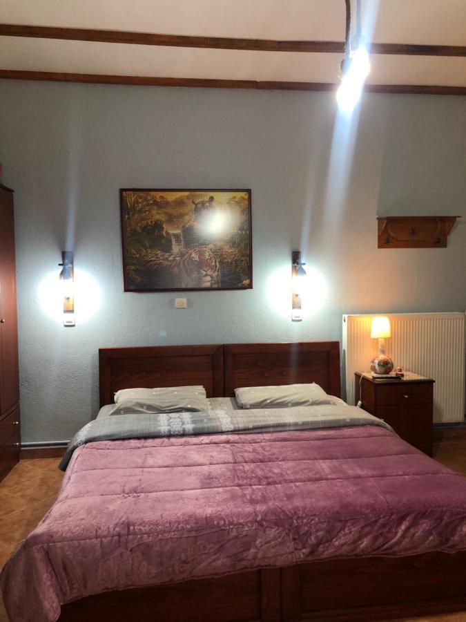 Alexandros Guesthouse Orma Luaran gambar