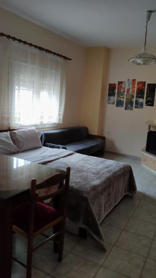 Alexandros Guesthouse Orma Luaran gambar